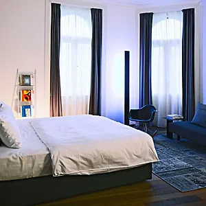 Hotell Golden Crown