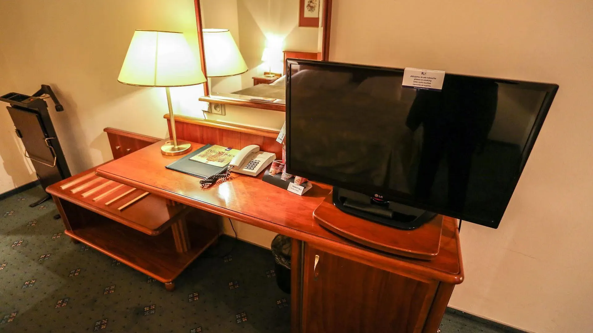 Ea Hotel Rokoko Prague 4*,